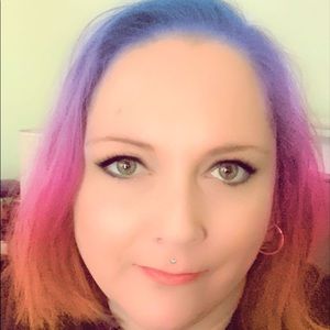 Meet your Posher, Andra